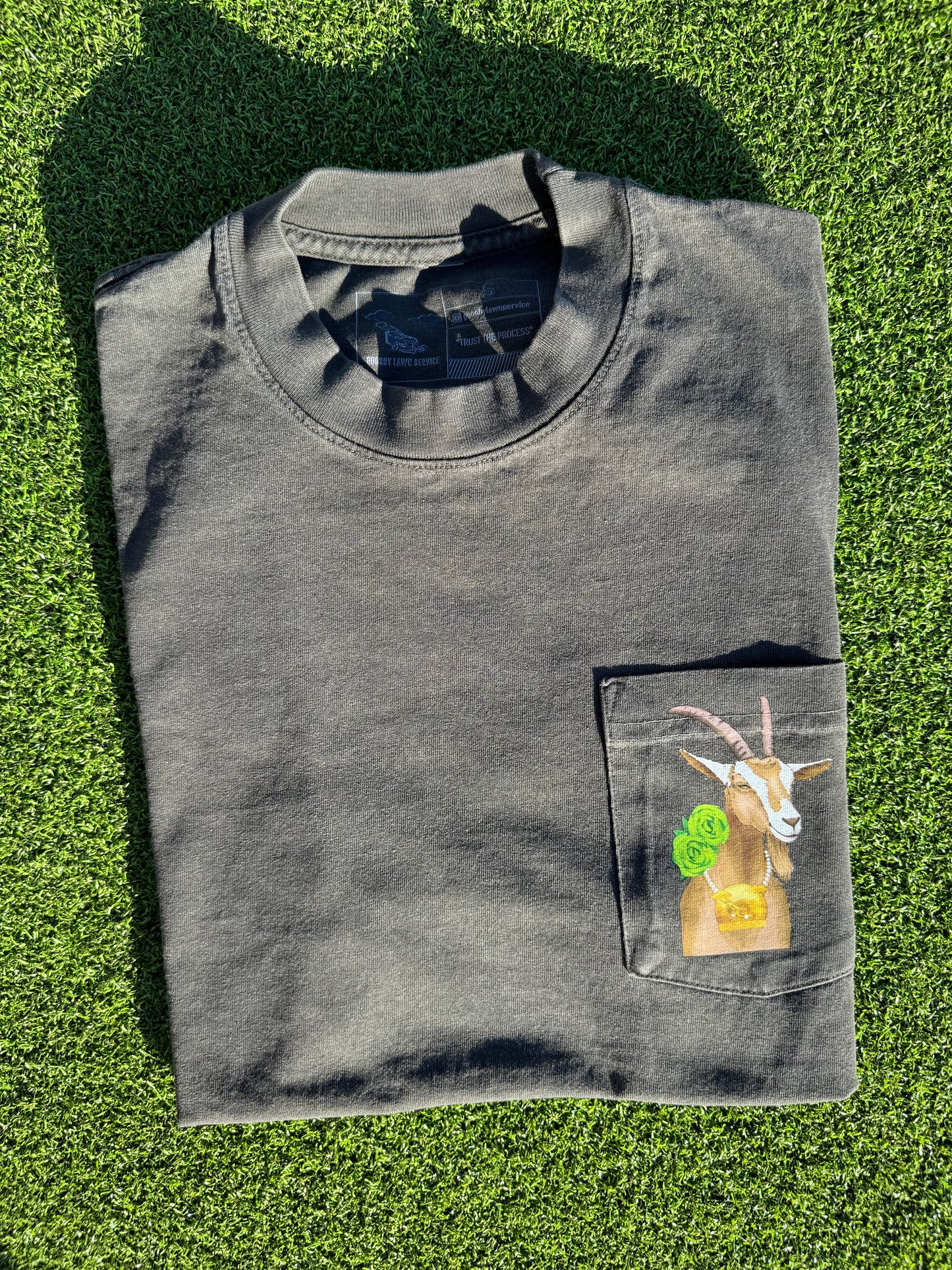 “6yrs = 6rings” Pocket T-shirt